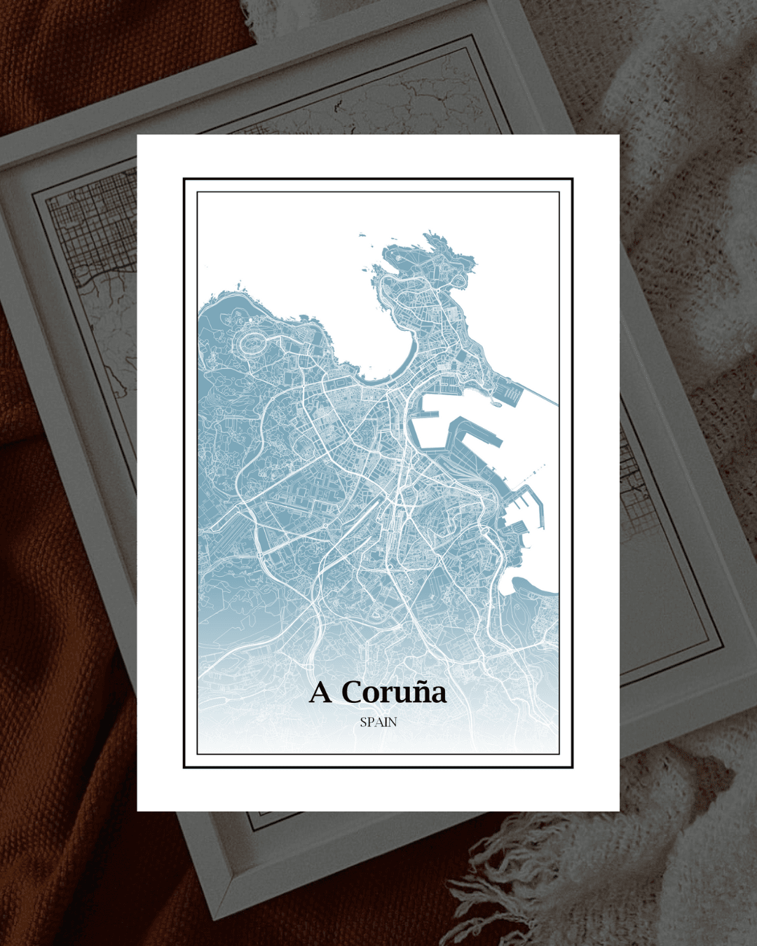 Poster emoldurado do mapa de A Coruña em tons de azul e branco